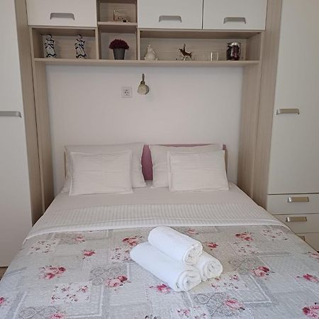 Private Room In The Center Of สปลิท ภายนอก รูปภาพ