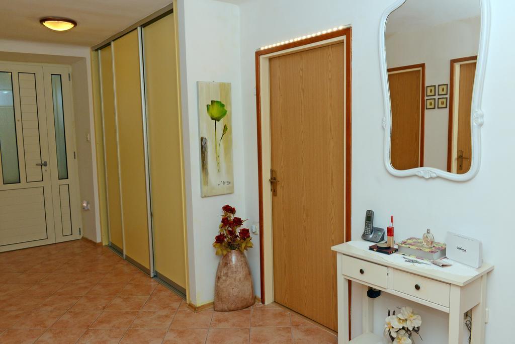 Private Room In The Center Of สปลิท ภายนอก รูปภาพ